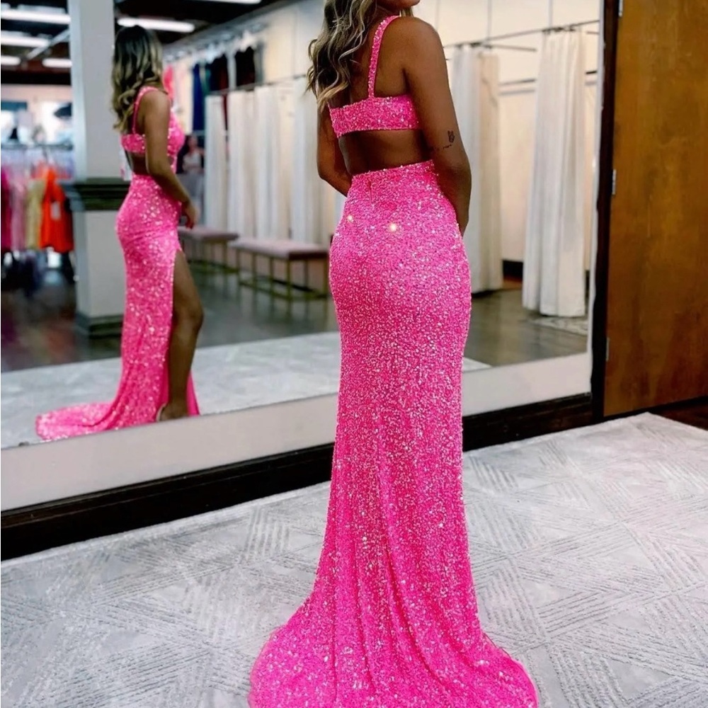 Pink Mimis Prom Dress